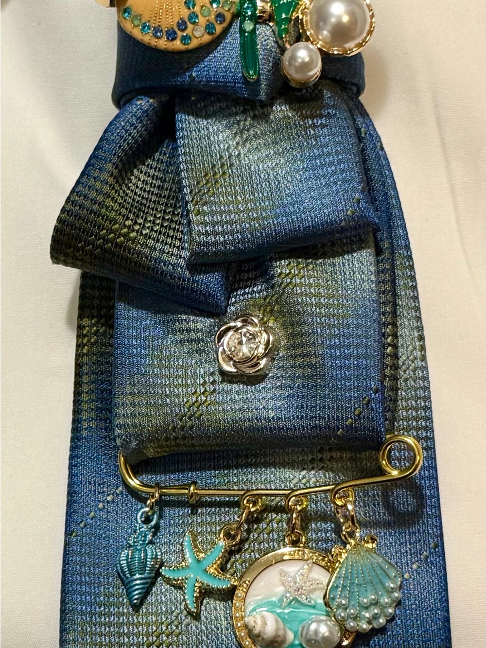 Nautical Charm Brooch Tie Necklace Pin with Blue-Green embellishments - Picture 3 of 5